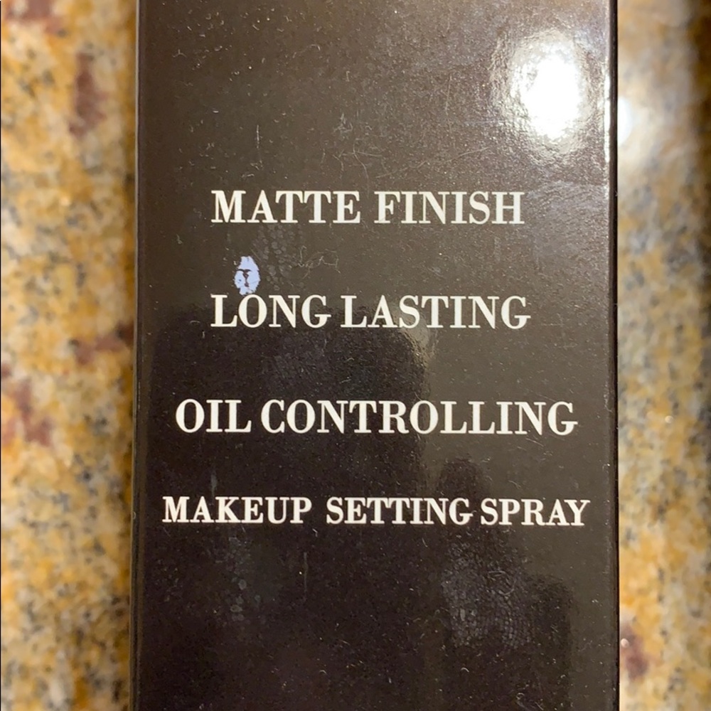 Setting spray! - Picture 2 of 4